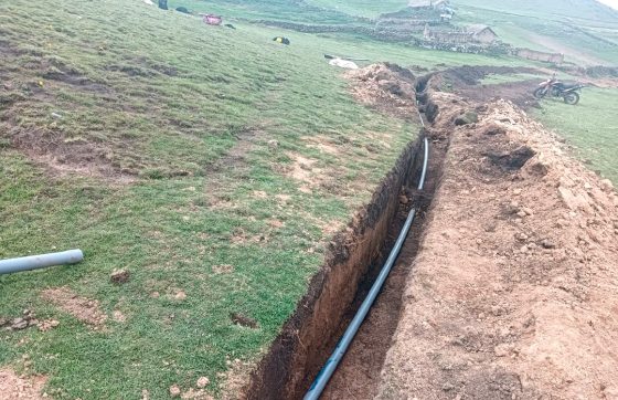 𝗔𝗩𝗔𝗡𝗭𝗔𝗠𝗢𝗦 𝗖𝗢𝗡 𝗟𝗔 𝗢𝗕𝗥𝗔 𝗗𝗘 𝗦𝗔𝗡𝗘𝗔𝗠𝗜𝗘𝗡𝗧𝗢 𝗕𝗔́𝗦𝗜𝗖𝗢 𝗘𝗡 𝗟𝗔 𝗖𝗢𝗠𝗨𝗡𝗜𝗗𝗔𝗗 𝗗𝗘 𝗔𝗬𝗔𝗛𝗨𝗜𝗟𝗟𝗖𝗔